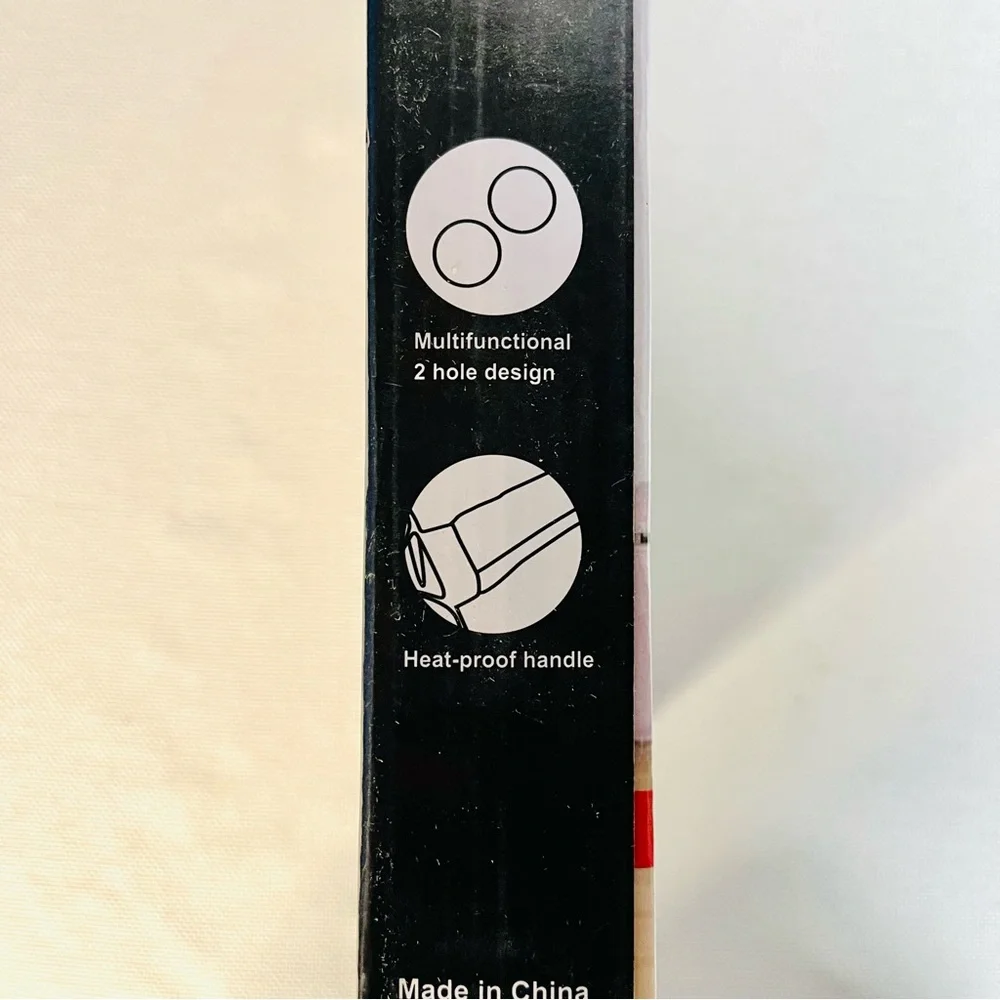 Non-Stick Black Cooking Pan with Wooden Handle - Picture 3 of 3
